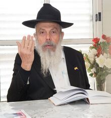 רפאל חרותי 1.jpeg