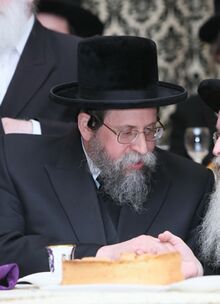 האדמו''ר מבויאן.jpg