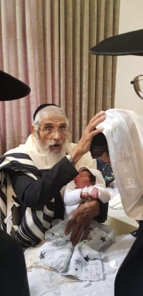 קובץ:עובדיה הלל.jpeg